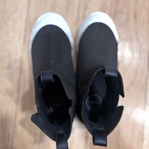 Vessi Kids Black boots